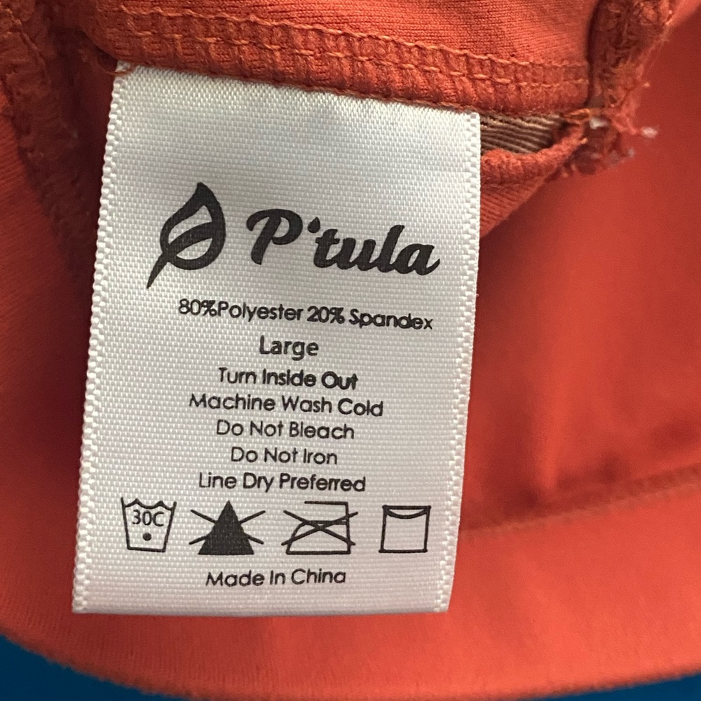 NWOT- P’tula sports bra - Picture 3 of 5